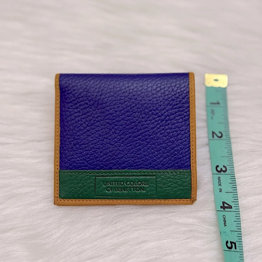 UNITED COLORS OF BENETTON - RED ORANGE YELLOW GREEN BLUE PURPLE BIFOLD WALLET